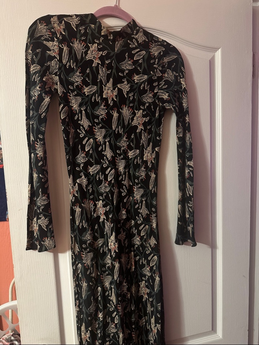 Doen Black Long-Sleeve Floral Midi Dress